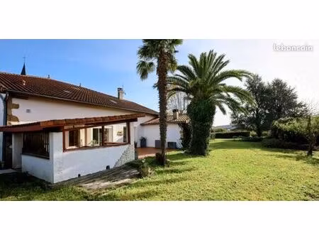 maison familiale basque