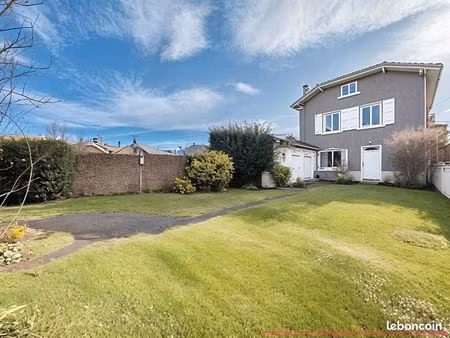 maison 7 pièces 169 m²