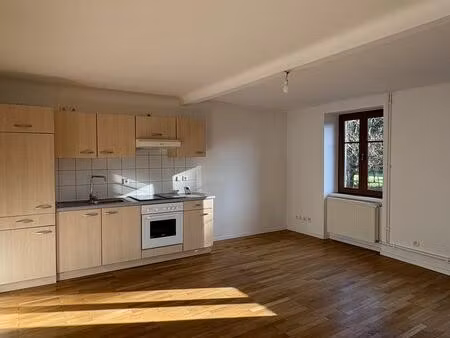 f3 en duplex avec terrasse