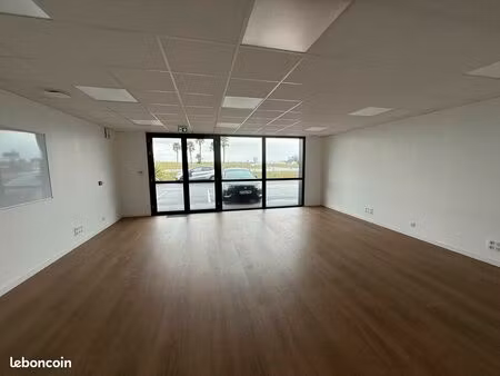 bureaux 120 m²