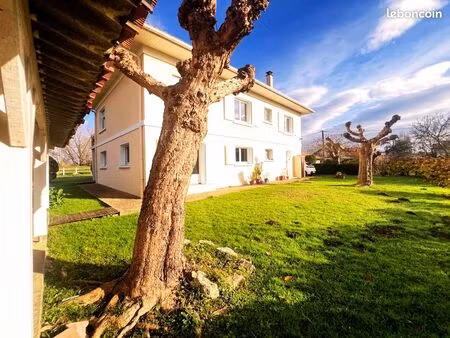 maison de caractère 200m² - terrain 4000m² en bord d'adour - lahonce