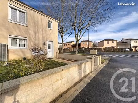 maison 4 pièces 73 m²