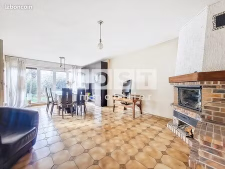 maison 5 pièces 142 m²