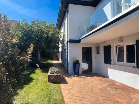 parfaite propriété très haut de gamme à mundolsheim  idéale pour vie de famille dans un ca