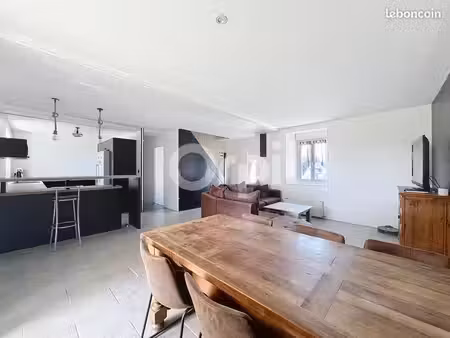 maison 4 pièces 93 m²