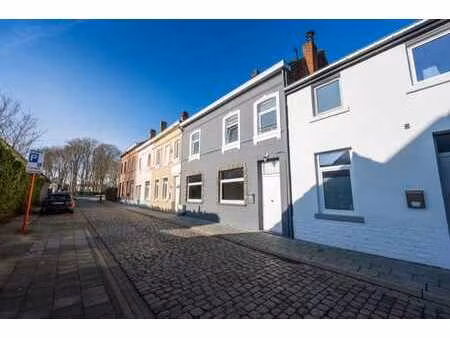 waterloo  quartier jolis-bois  jolie maison (4ch - 2sdb - bu