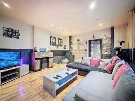 ans : rdc  2 chambres  idéal collocation/profession libérale