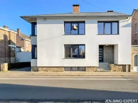 maison avec rendement locatif au centre de huy