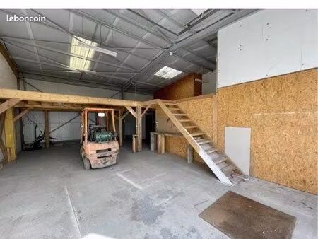 dépôt/local d’activité fleurines pap