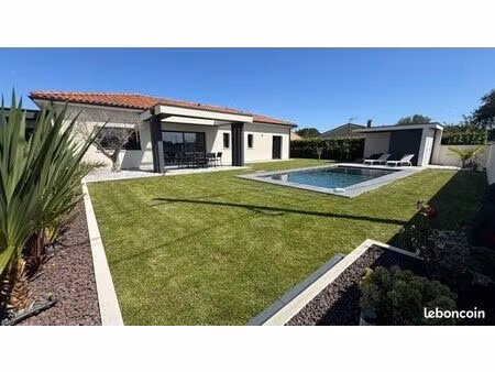 maison individuelle 130m2 avec piscine
