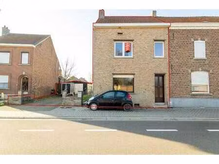 maison partiellemen renovee