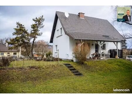 propriété 5 pièces 101 m²