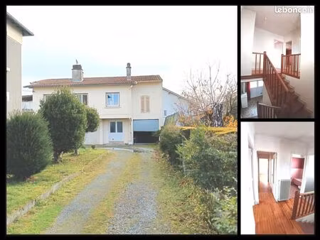 immeuble 195 m2 t3 + t2+5 garages