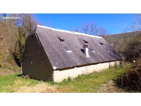grange  65  ousté  grande  calme  isolée  terrain 25.000m2  ruisseau