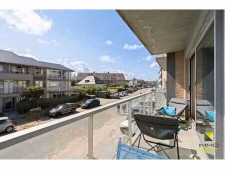 appartement avec 3 chambres à coucher et terrasse