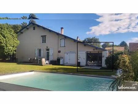 appartement meublé - jardin - piscine 550