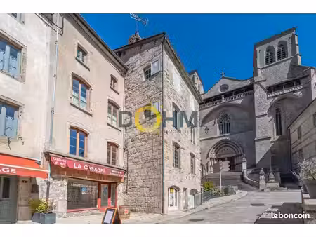 maison 20 pièces 600 m²