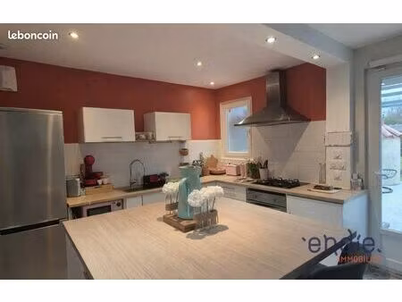 maison 4 pièces 130 m²