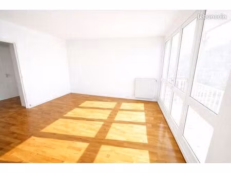 appartement 3 pièces+garage+piscine