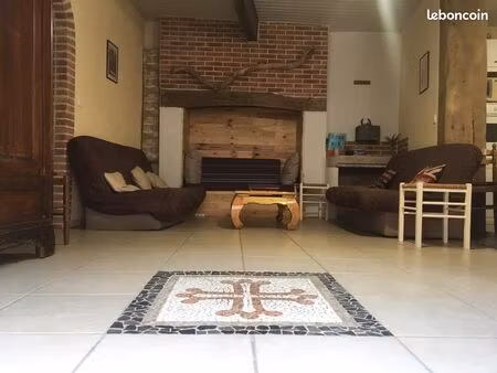 maison dans village bruniquel 2 appartements