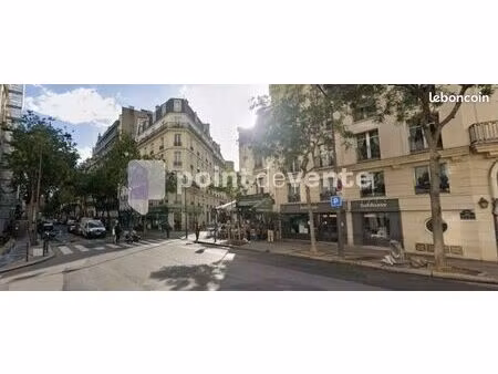 commerce autos/motos 95 m²