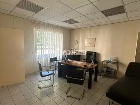 local d'activité 46 m²