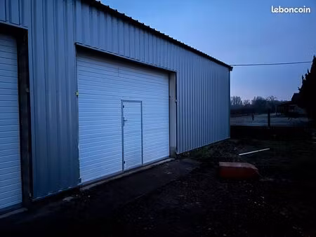 local d'activité de 150 m2 à 2640m2