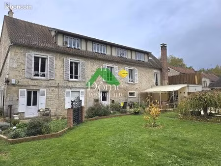 maison 10 pièces 250 m²