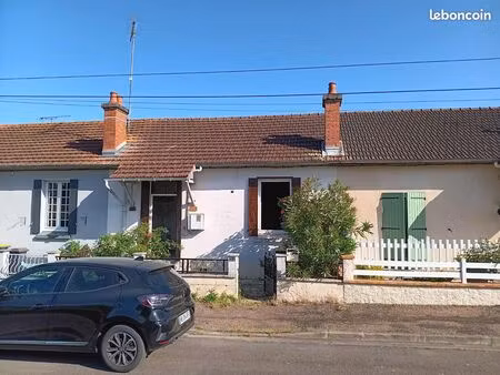 maison à rénover avec un terrain de constructible de 350 m2