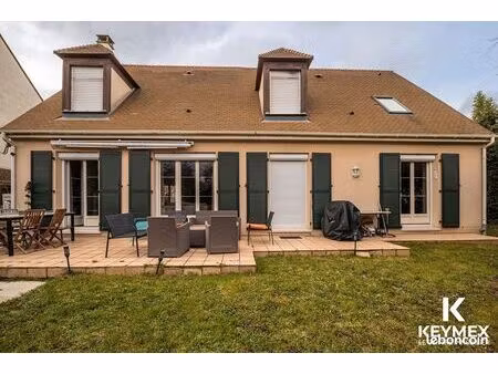 maison 7 pièces 151 m²