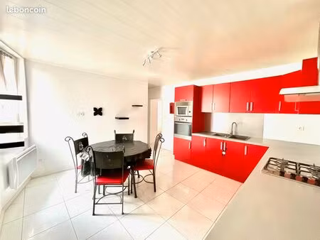 ensemble immobilier – 2 maisons de ville rénovées – idéal investissement ou projet familia