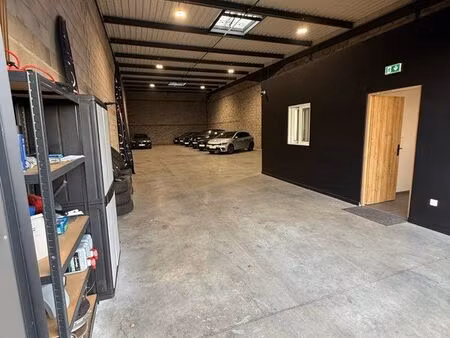 fond - concession automobile