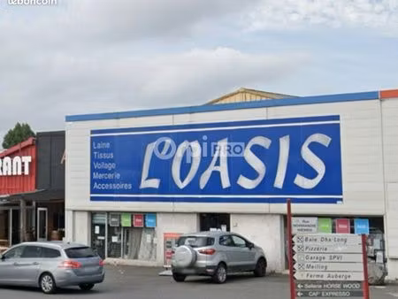 local commercial 720 m²