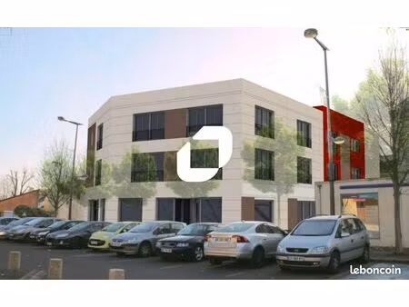 local commercial 145 m²