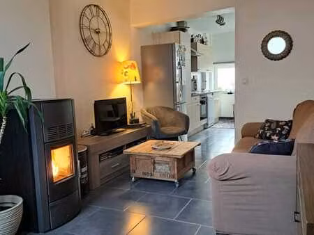 maison 2 façades avec terrasse et jardin