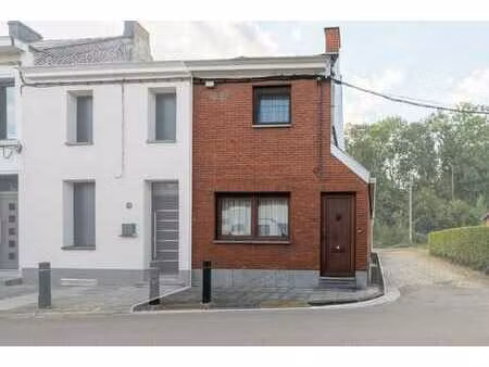 maison 3 façades avec garage et jardin