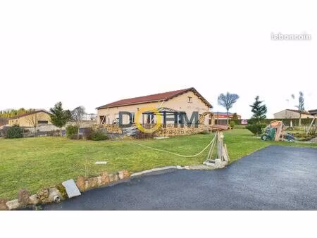 maison 8 pièces 315 m²