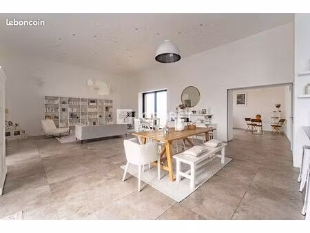 maison 7 pièces 188 m²