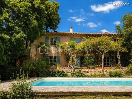 ferme 9 pièces 231 m²