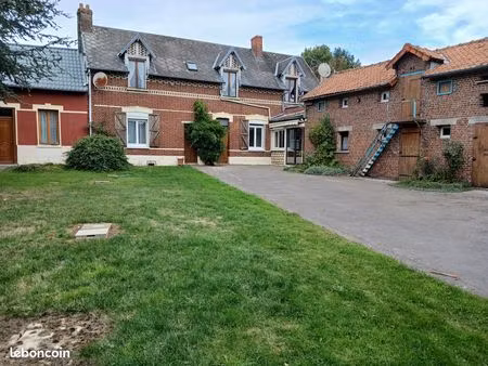 corps de ferme proche d'albert