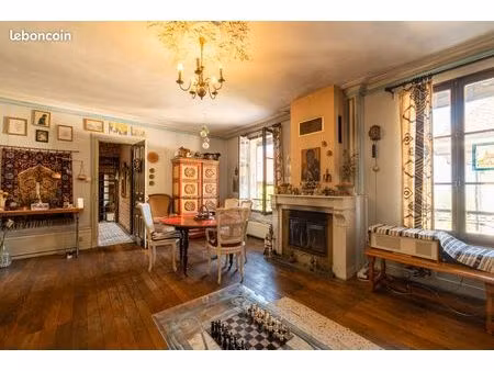 maison du 19ième siècle vue lac sevrier