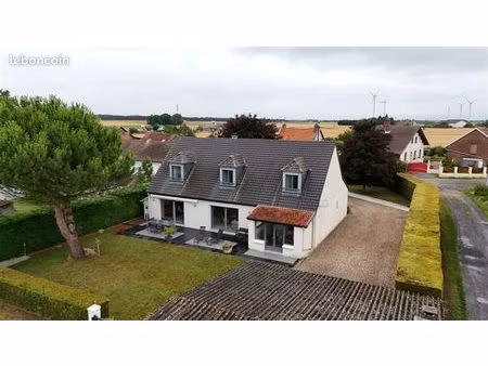 pavillon 4 pièces 200 m²