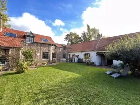 maison de charme 239m² 10 pièces sur terrain de 2100m²