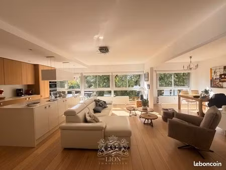 appartement 4 pièces 103 m²