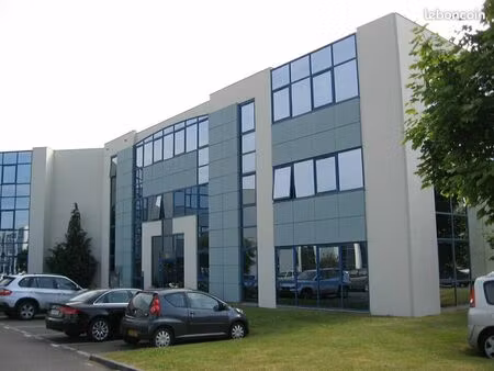 bureaux 337 m²