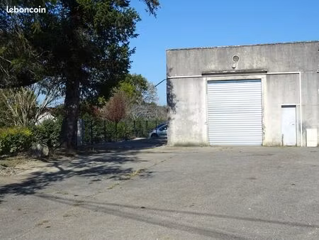 garage de 89 m²