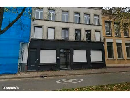 local commercial 61 m² lille