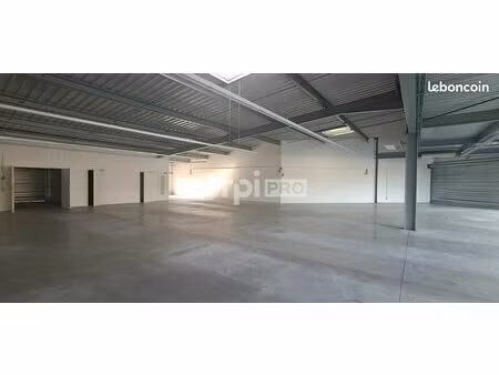 local commercial 600 m²