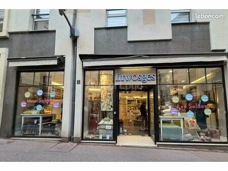 local commercial 94 m²