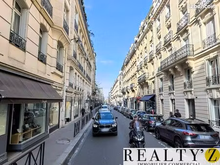 local commercial 65 m²